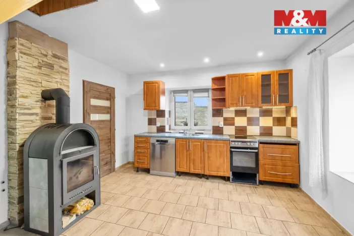 Prodej rodinného domu, Zvoleněves, 94 m2