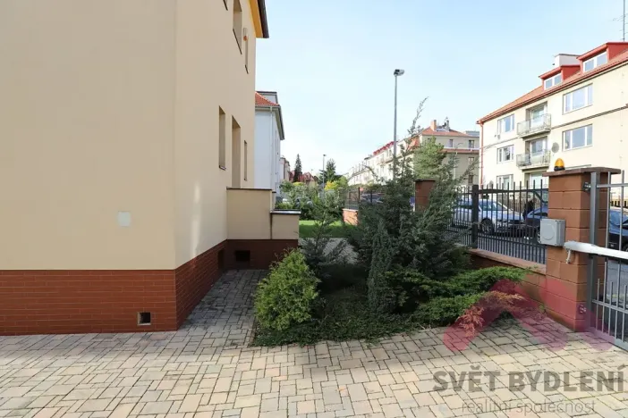 Pronájem bytu 3+kk, Praha - Michle, Na dědinách, 79 m2