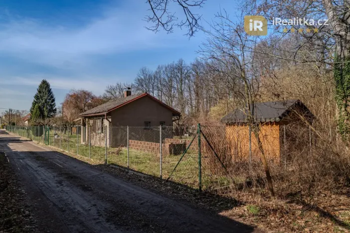 Prodej pozemku pro bydlení, Hradec Králové - Nový Hradec Králové, Lesní, 873 m2