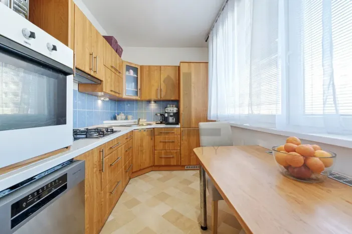 Prodej bytu 3+1, Hodonín, Javorová, 69 m2