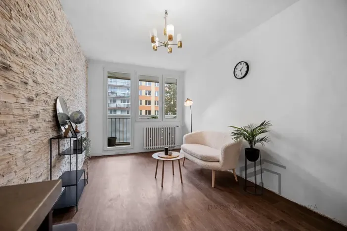 Prodej bytu 2+kk, Praha - Hostivař, Zápasnická, 39 m2