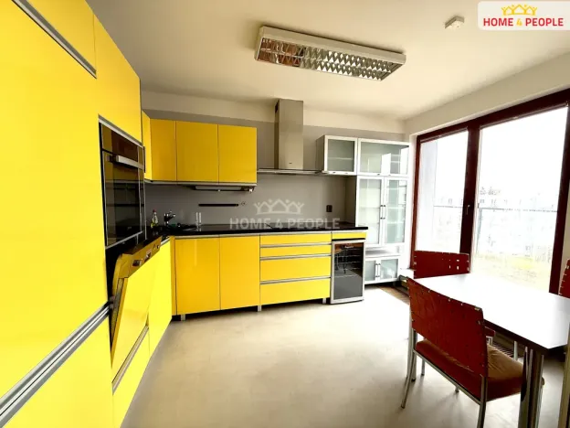 Pronájem bytu 2+kk, Plzeň - Jižní Předměstí, Majerova, 61 m2