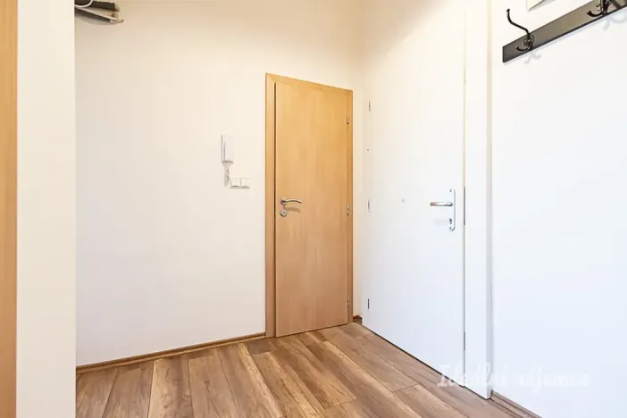 Pronájem bytu 2+kk, Praha - Vršovice, Ruská, 47 m2