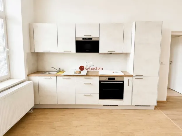 Pronájem bytu 3+kk, Pardubice - Zelené Předměstí, třída Míru, 106 m2