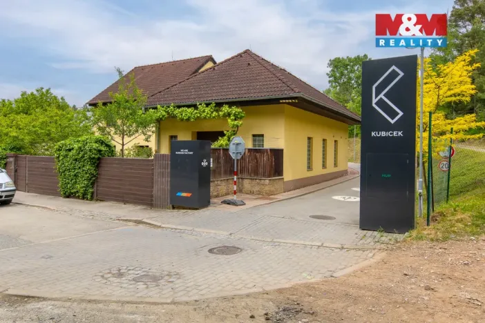 Prodej výrobních prostor, Brno - Maloměřice, Jarní, 231 m2