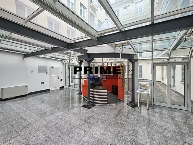 Pronájem kanceláře, Praha - Nové Město, Soukenická, 212 m2