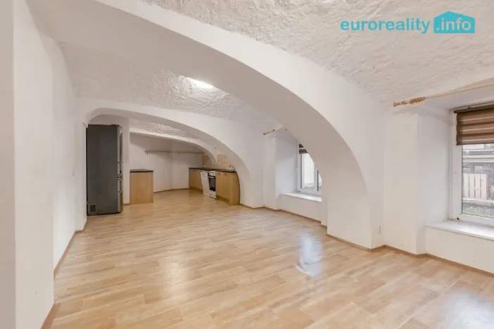 Prodej rodinného domu, Zákupy, U Stadionu, 272 m2