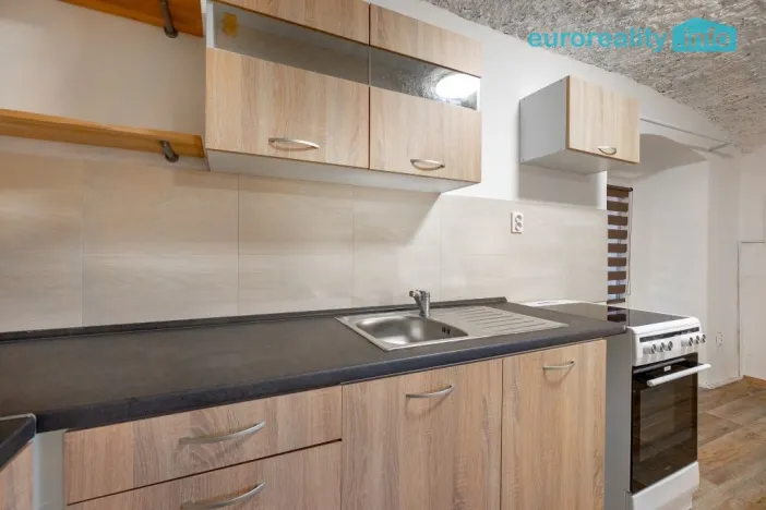 Prodej rodinného domu, Zákupy, U Stadionu, 272 m2