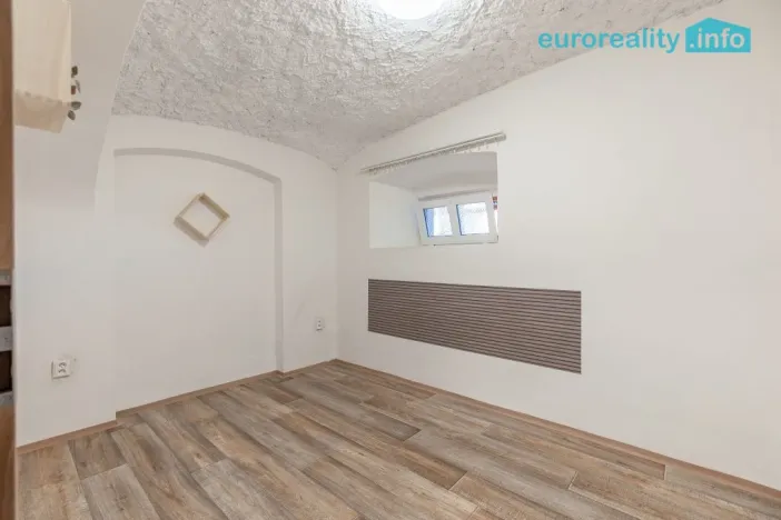 Prodej rodinného domu, Zákupy, U Stadionu, 272 m2