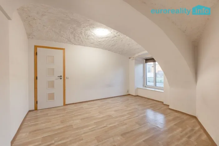 Prodej rodinného domu, Zákupy, U Stadionu, 272 m2