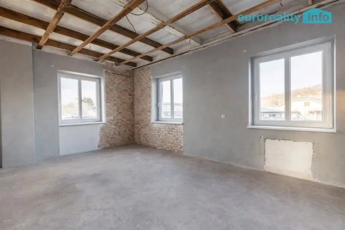 Prodej rodinného domu, Zákupy, U Stadionu, 272 m2