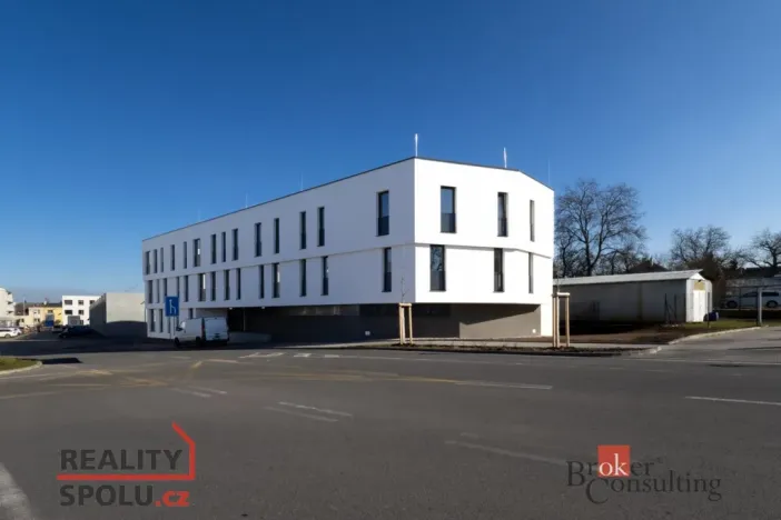 Pronájem bytu 2+kk, Pardubice - Pardubičky, Nová Tesla, 48 m2