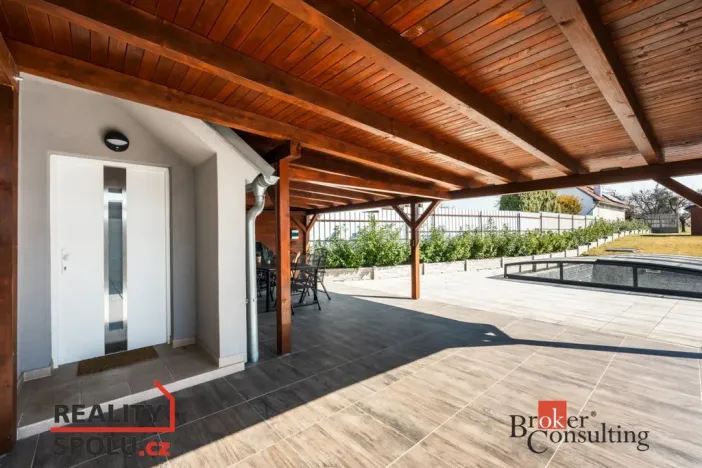 Prodej rodinného domu, Stanoviště, 210 m2