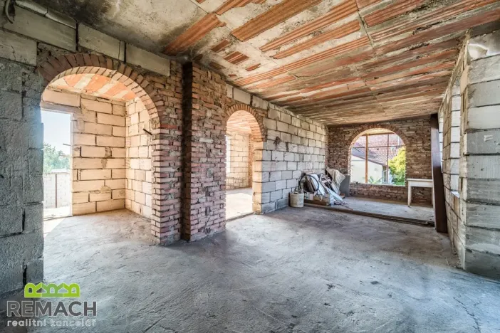 Prodej rodinného domu, Huštěnovice, 381 m2