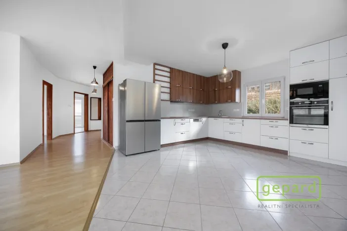 Prodej rodinného domu, Řitka, U vodojemu, 350 m2