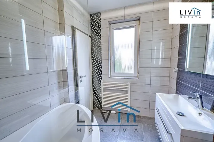 Pronájem bytu 3+kk, Olomouc, Matochova, 72 m2