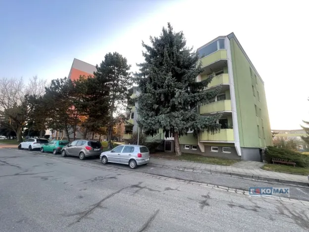 Prodej bytu 3+1, Břeclav, U Splavu, 75 m2