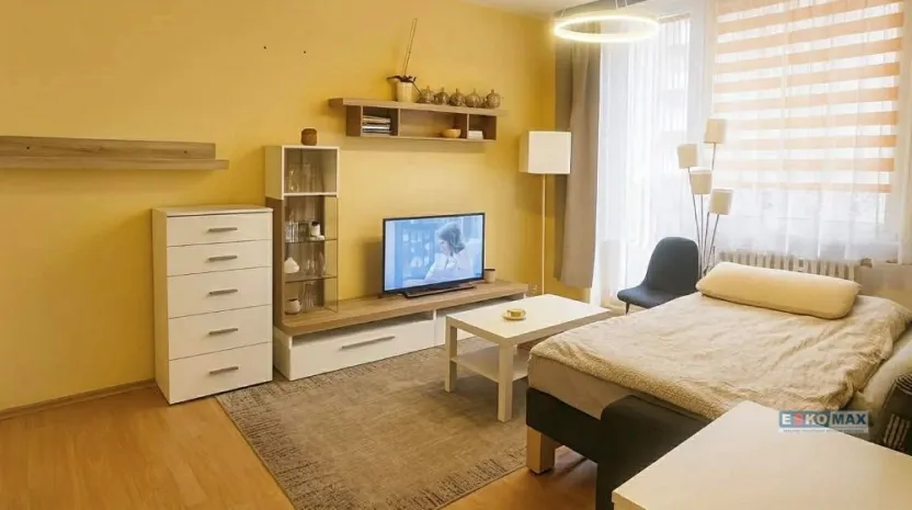 Prodej bytu 1+1, Břeclav, U Splavu, 33 m2