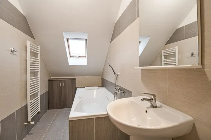 Prodej bytu 2+kk, Praha - Vinohrady, Záhřebská, 85 m2