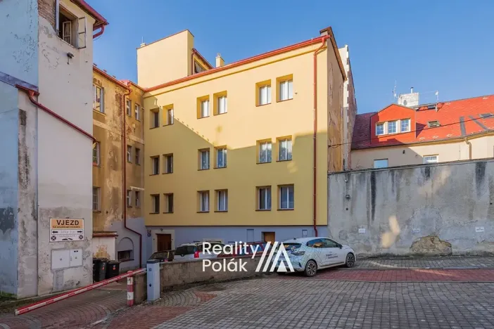 Pronájem bytu 1+1, Liberec, nám. Dr. E. Beneše, 37 m2