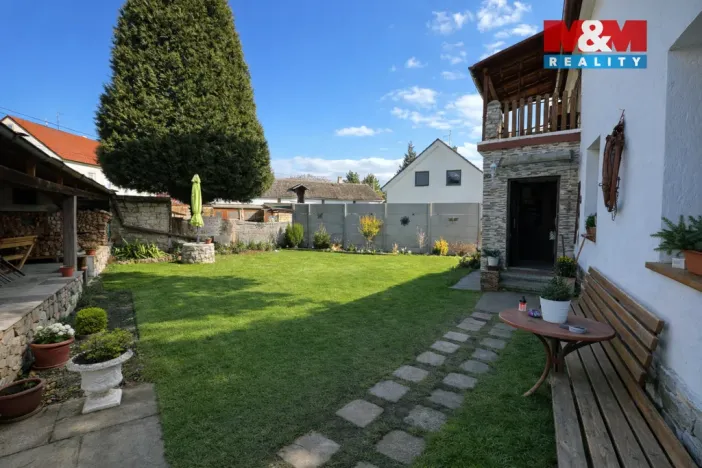 Prodej rodinného domu, Postoloprty - Levonice, 190 m2