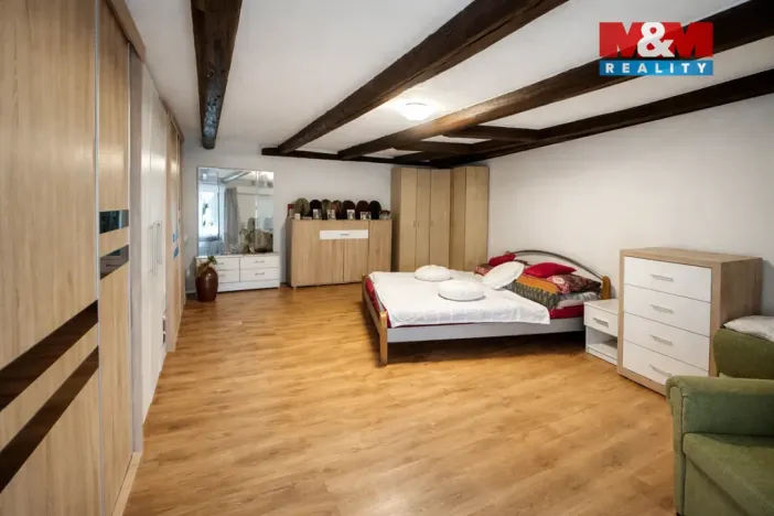 Prodej rodinného domu, Postoloprty - Levonice, 190 m2