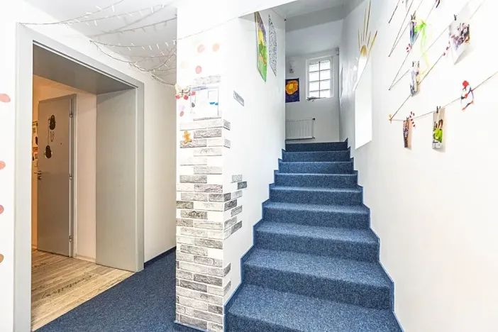 Pronájem komerční nemovitosti, Praha - Štěrboholy, Ústřední, 280 m2