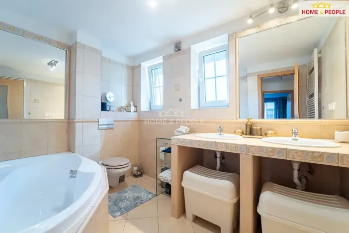 Prodej rodinného domu, Jesenice, Šeříková, 110 m2