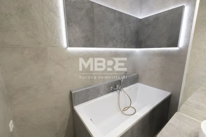 Pronájem bytu 1+1, Karviná - Ráj, V Aleji, 43 m2