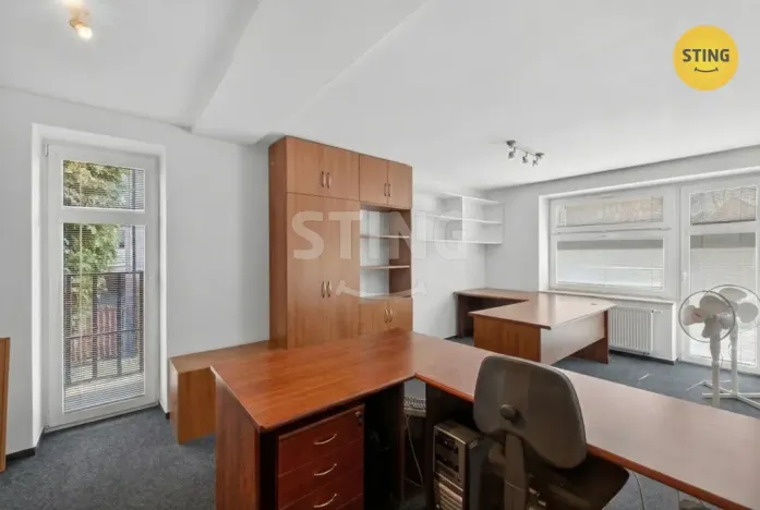 Prodej kanceláře, Ostrava, Olbrachtova, 269 m2