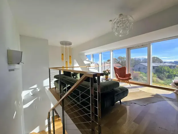 Prodej atypického bytu, Praha - Smíchov, Kobrova, 134 m2