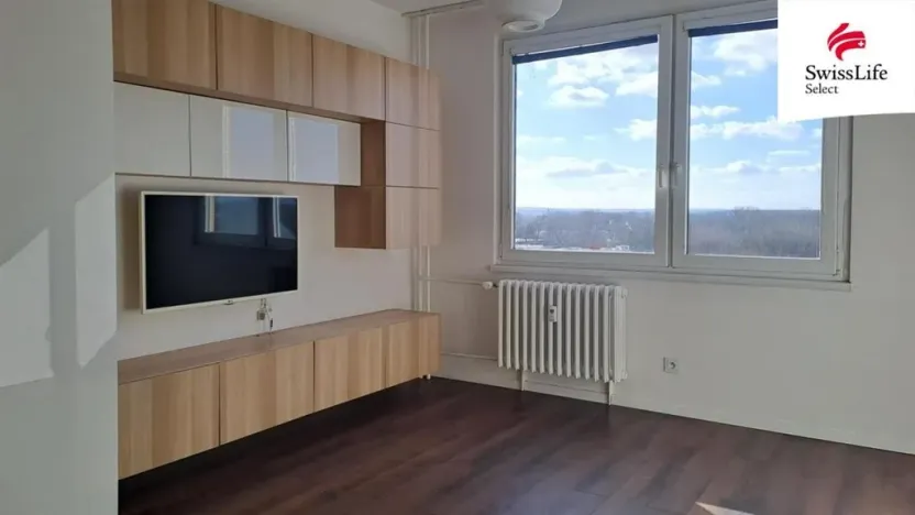 Prodej bytu 2+kk, Pardubice, nábřeží Závodu míru, 42 m2