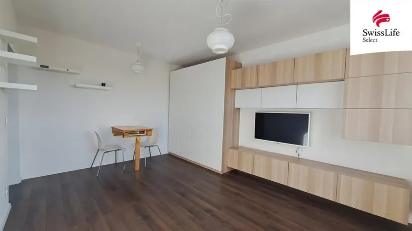 Prodej bytu 2+kk, Pardubice, nábřeží Závodu míru, 42 m2