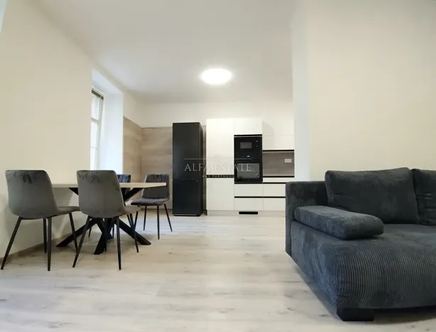 Prodej bytu 3+kk, Karlovy Vary, nábřeží Jana Palacha, 91 m2