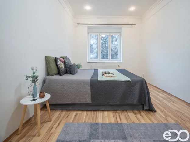 Prodej bytu 2+1, Praha, Na Jezerce, 66 m2