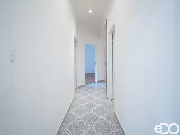 Prodej bytu 2+1, Praha, Na Jezerce, 66 m2