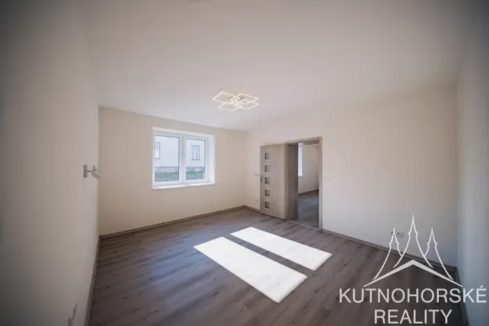 Prodej rodinného domu, Červené Pečky, Husova, 177 m2