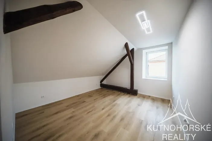 Prodej rodinného domu, Červené Pečky, Husova, 177 m2