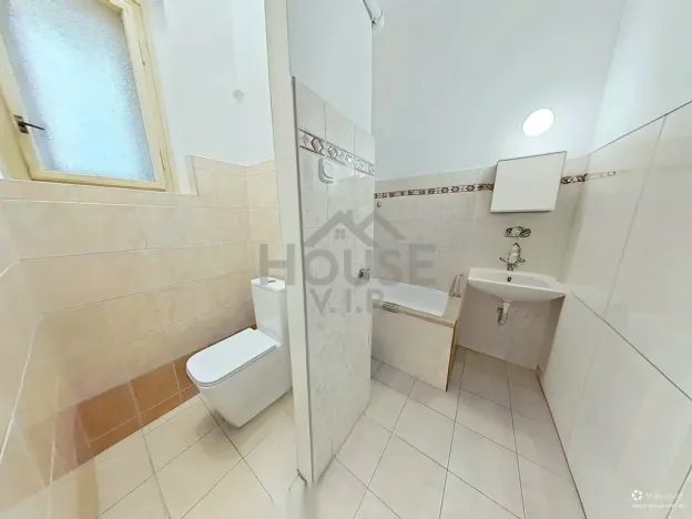 Prodej bytu 2+kk, Praha - Libeň, Sokolovská, 48 m2