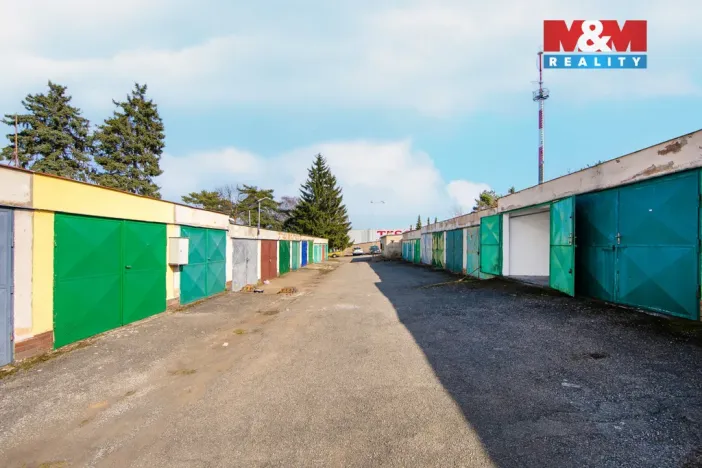 Pronájem garáže, Plzeň, Rokycanská, 19 m2