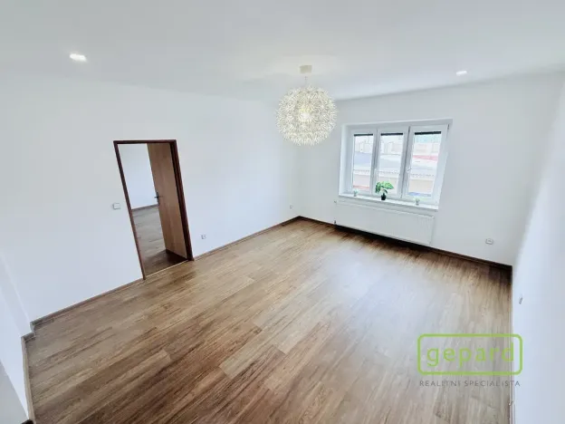 Pronájem bytu 2+1, Dobříš, náměstí Svobody, 64 m2