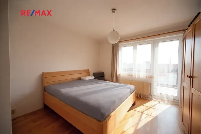 Prodej bytu 3+kk, Praha - Nusle, Zdaru, 64 m2