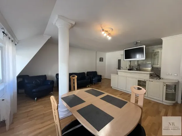 Pronájem bytu 4+kk, Karlovy Vary, Sadová, 94 m2