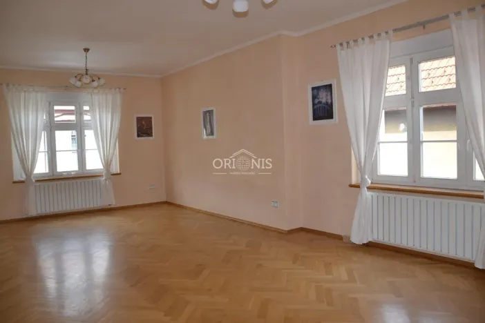 Pronájem bytu 4+1, Chomutov, Holečkova, 135 m2