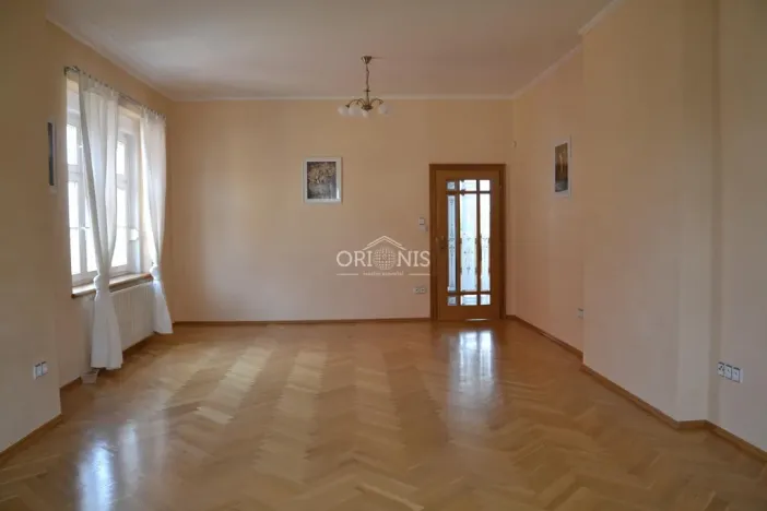 Pronájem bytu 4+1, Chomutov, Holečkova, 135 m2