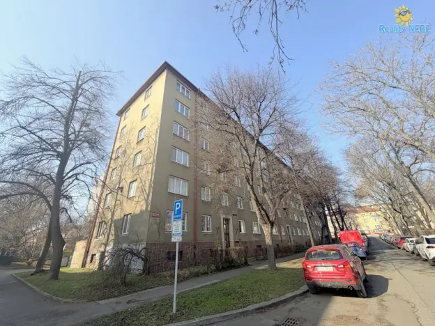 Prodej bytu 1+1, Praha - Strašnice, Dětská, 35 m2