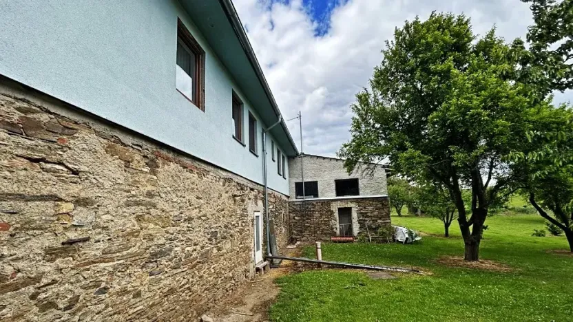 Prodej rodinného domu, Dešov, 1224 m2