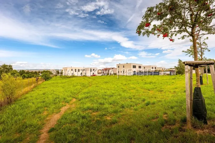 Prodej pozemku pro bydlení, České Budějovice - České Budějovice 2, V Březinách, 1426 m2