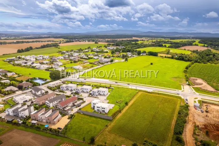 Prodej pozemku pro bydlení, České Budějovice - České Budějovice 2, V Březinách, 1426 m2