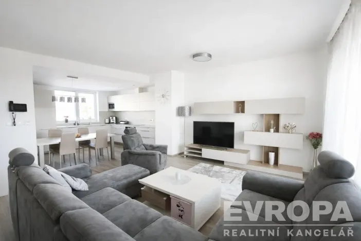 Prodej rodinného domu, Kolín - Kolín IV, Na Vršku, 158 m2